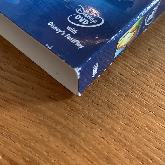 Peter Pan Platinum Edition DVD set EUC - Picture 7 of 7
